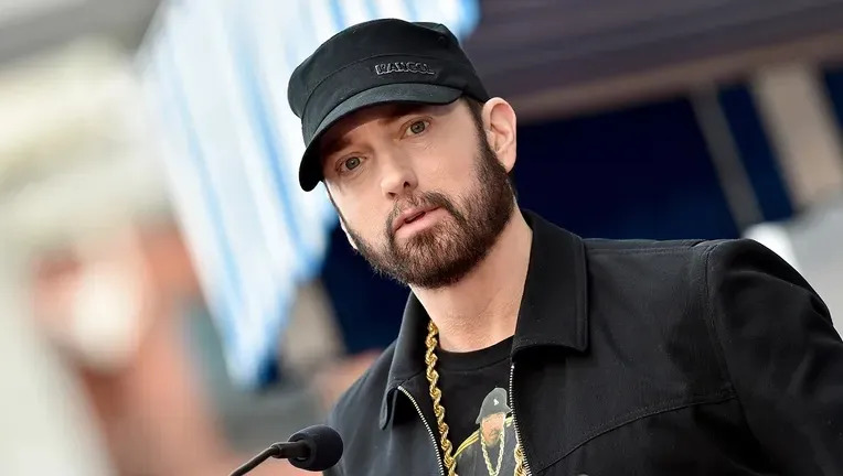 Eminem Announces New Album at NFL Draft