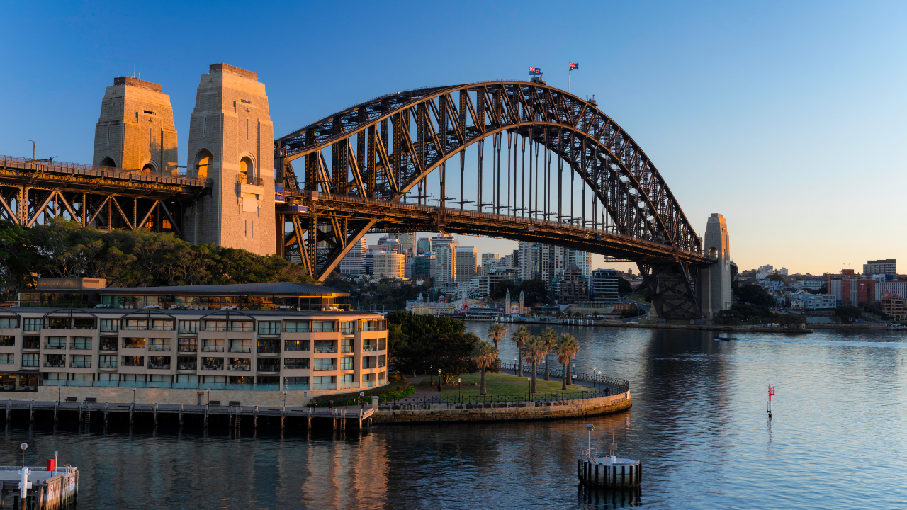 Paddle On Sydney Harbour At Dawn