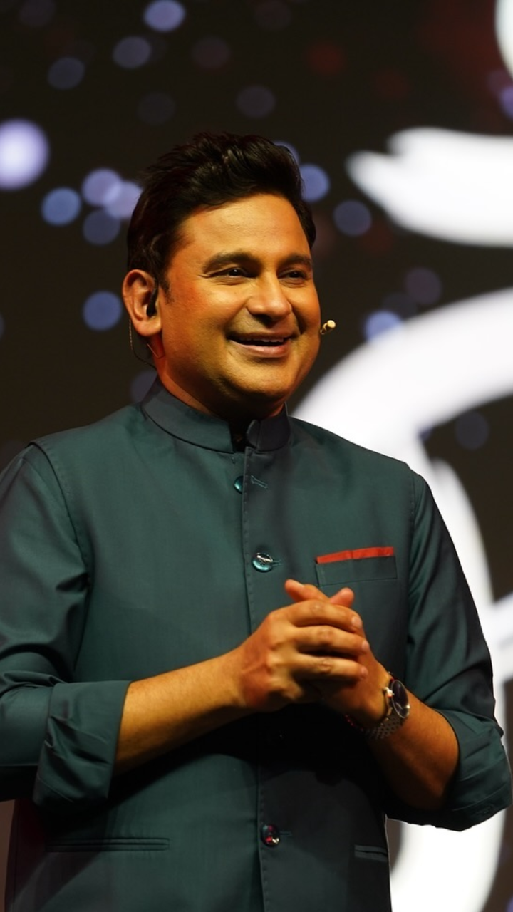 Manoj Muntashir Calls Superstar Singer 3 Contestant Nanha Rafi