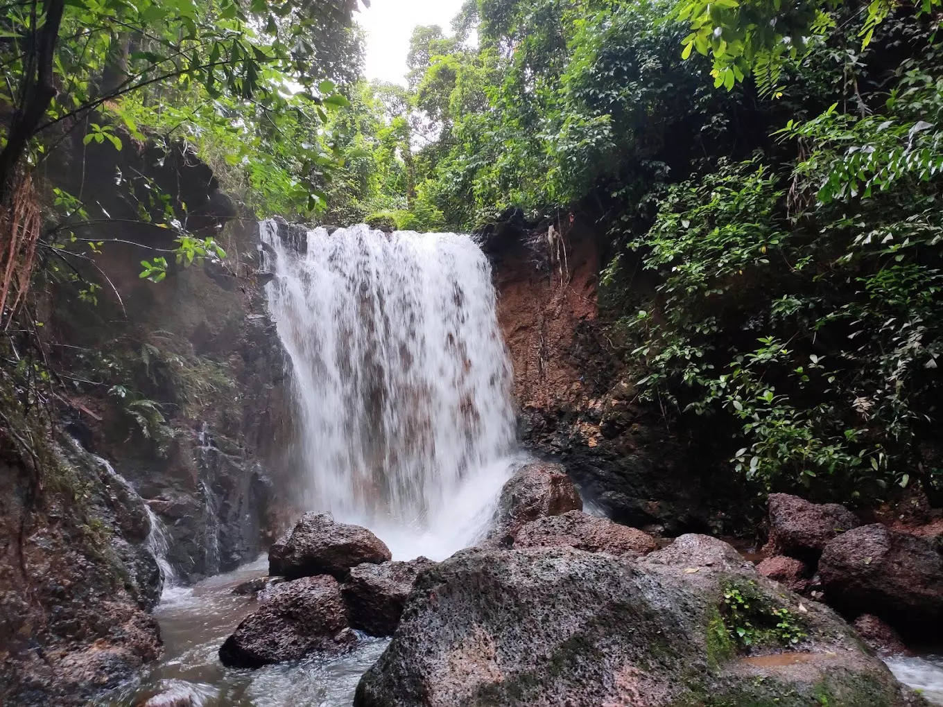 Kesarval Waterfalls South Goa Credit GooglePooharAmonker