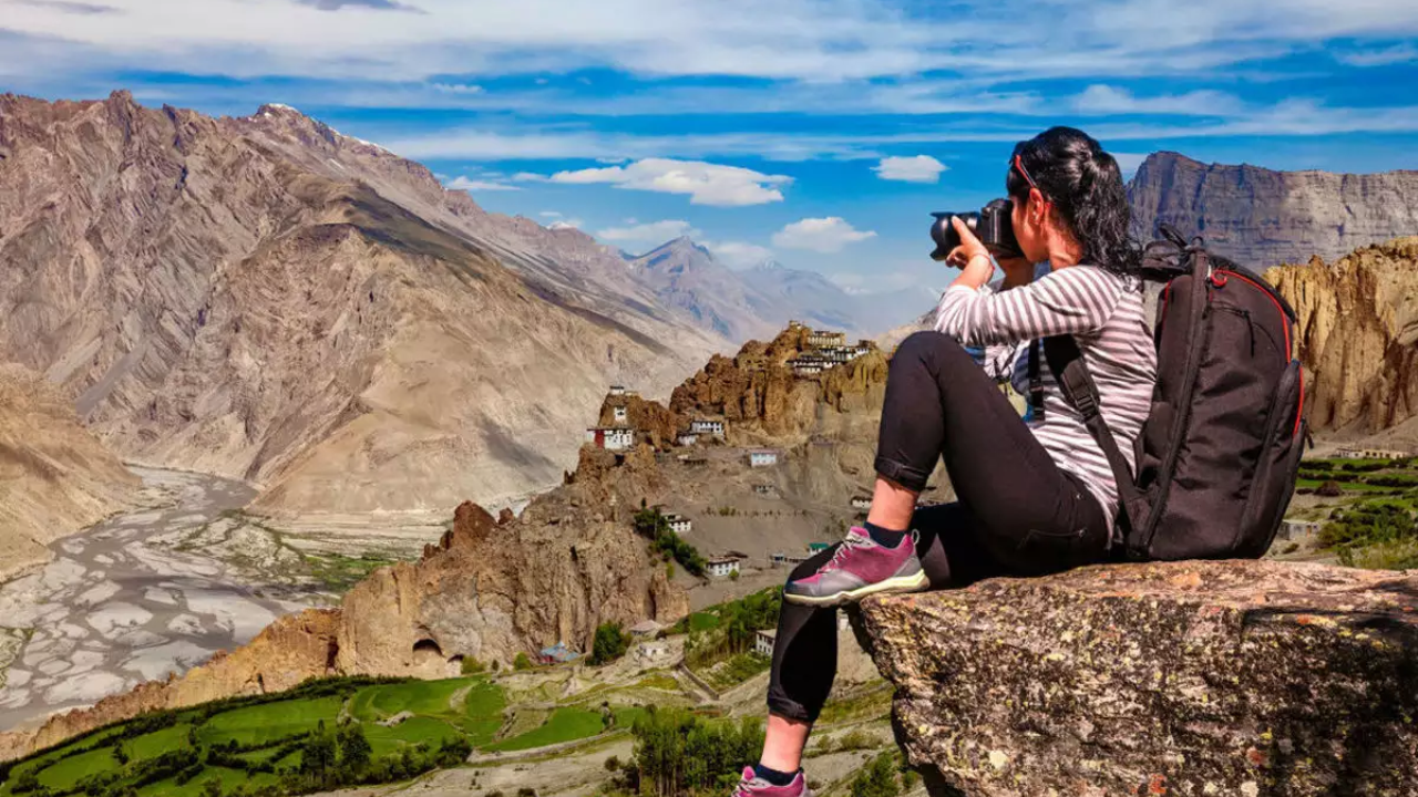 संस्कृती जाणून घेऊ शकता