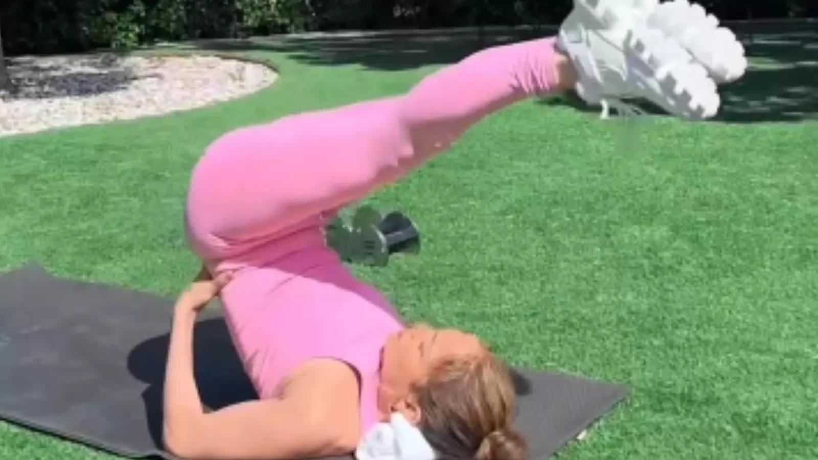 Jennifer Lopez- Yoga Day