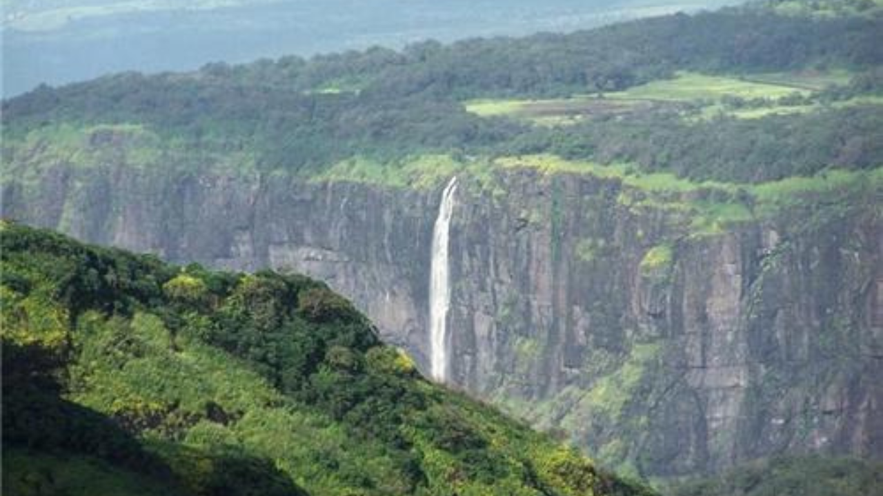 कोकणातील मिनी महाबळेश्वर म्हणून माचाळने आधीपासूनच आपली ओळख कायम ठेवली आहे सुविधा निर्माण झाल्या तर इथे भेट देणाऱ्यांची संख्या वाढेल