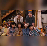 That 90s Show Part 2 Review Teen Comedy Tops Last Season Makes For Breezy Watch