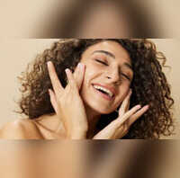 Monsoon Skincare Tips To Control Acne Breakouts