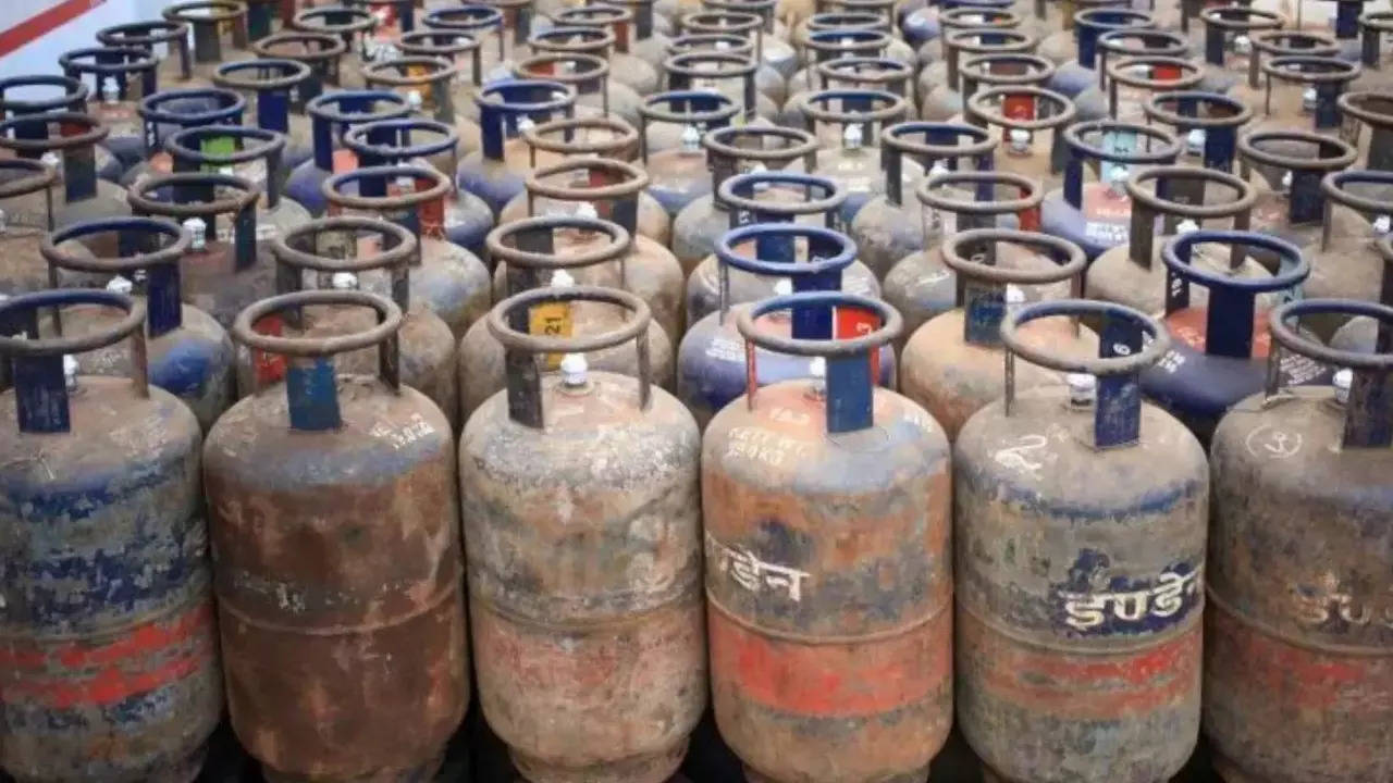 सिम कार्ड पोर्ट नियमापासून LPG किमतीपर्यंत; 1 जुलैपासून होणार हे ...