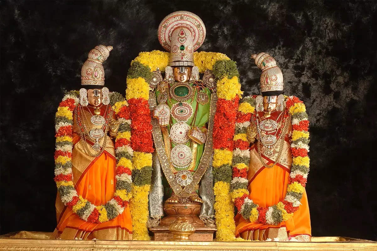 அக்டோபர் மாதம் திருப்பதி அங்கப்பிரதட்சணம்