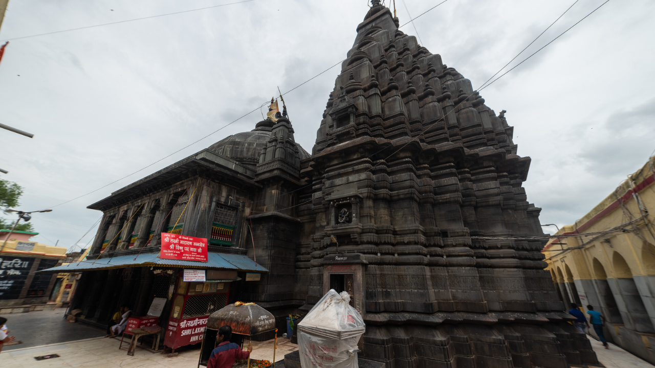 Tips and Guidelines For Visiting Vishnupad Temple