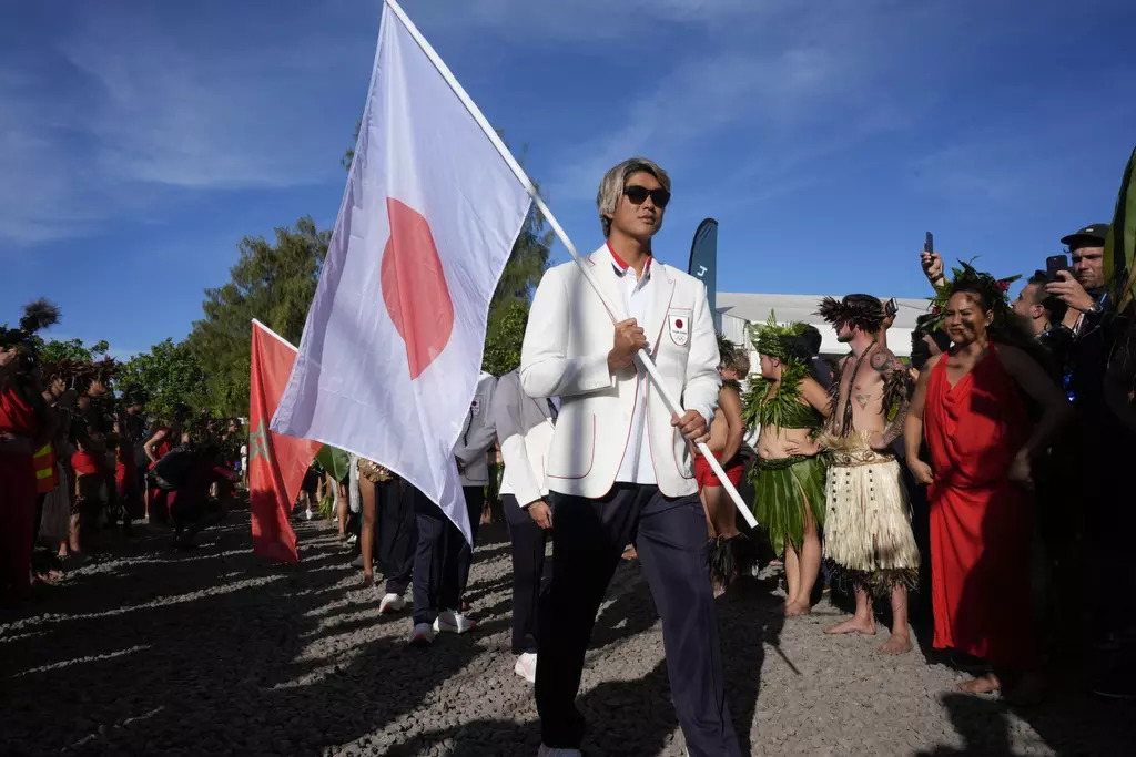 Kanoa Igarashi Raises The Japan Flag High 