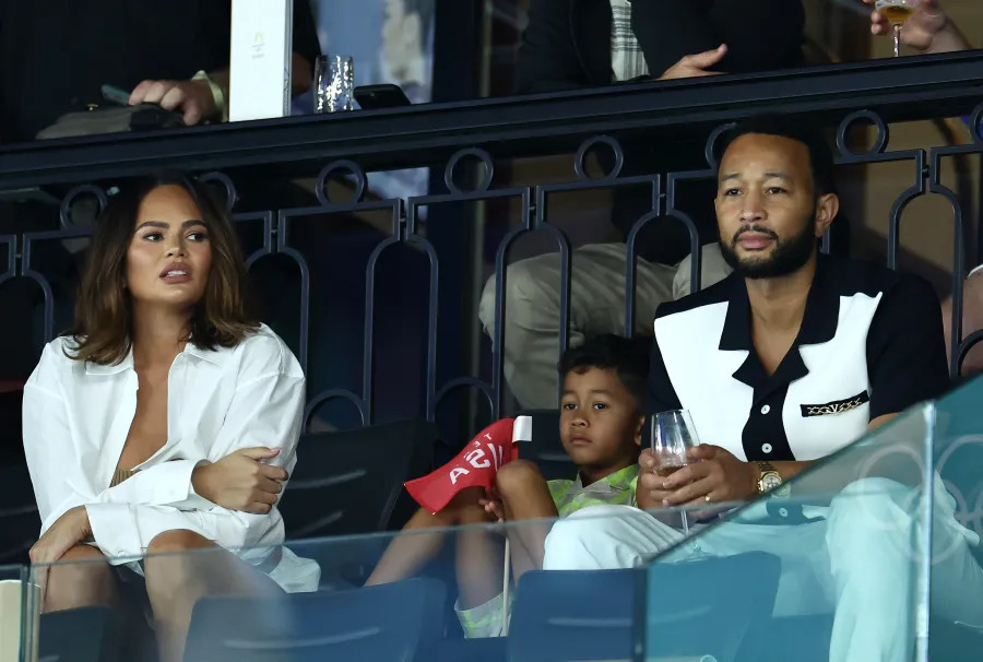 Chrissy Teigen John Legend And Son Miles