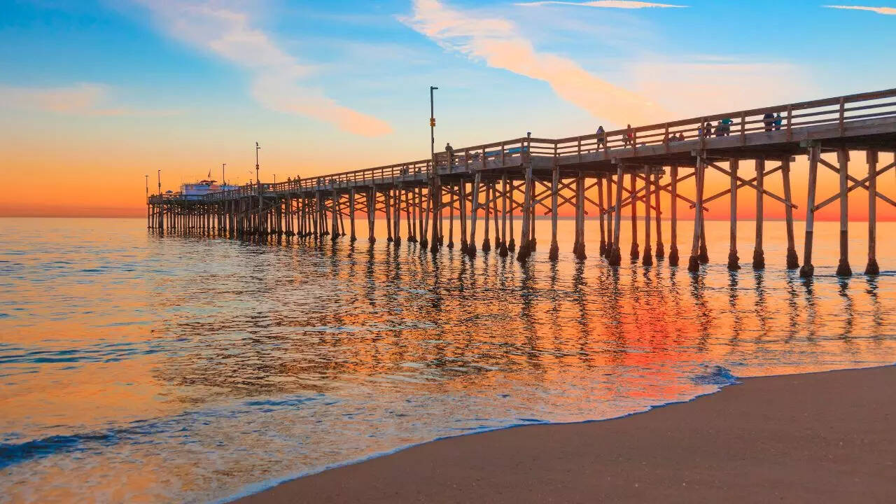 Newport Beach Credit Canva