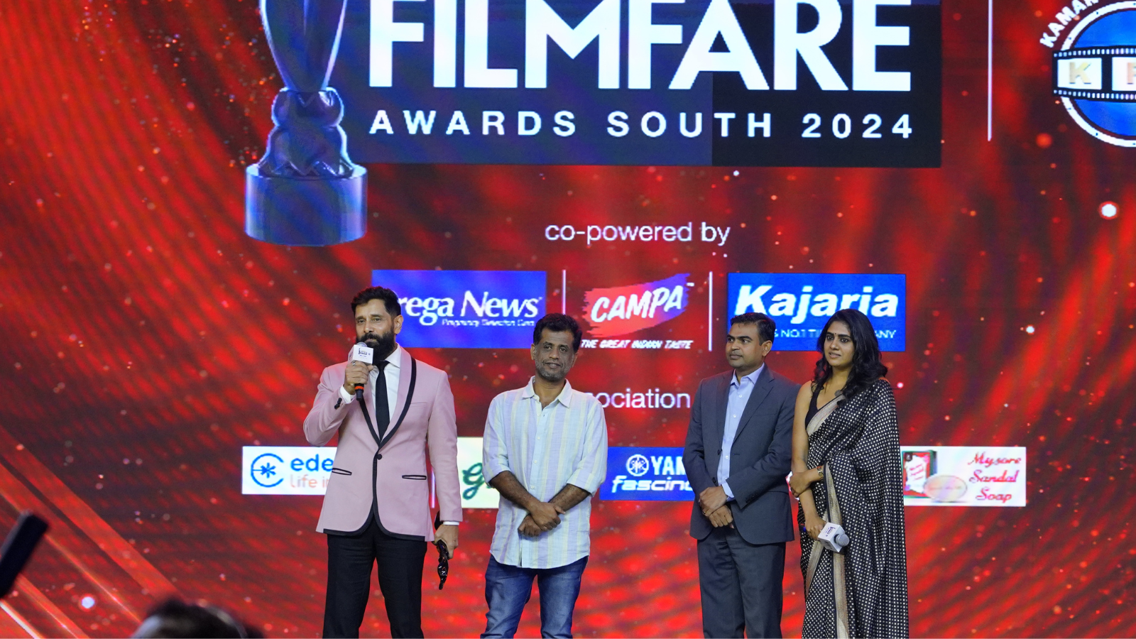 Vikram Wins Best Actor Male Tamil For Ponniyin Selvan Part 2 At The 69th SOBHA Filmfare Awards South 2024