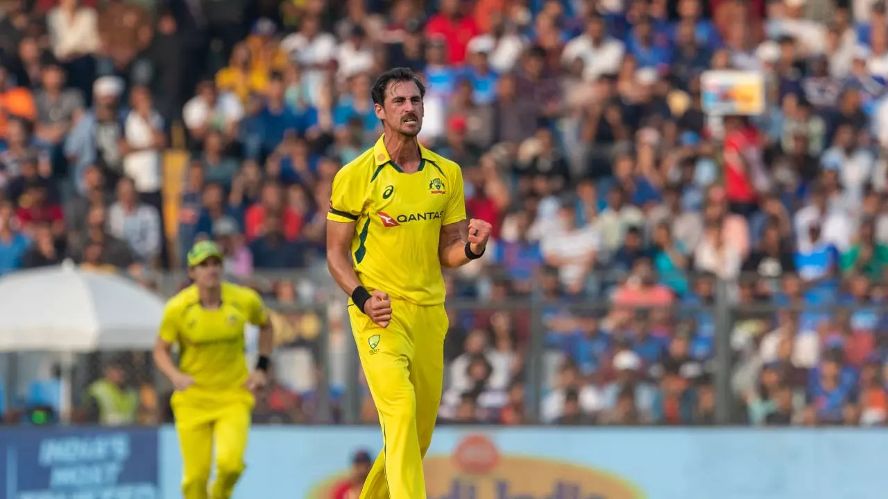 4 Mitchell Starc