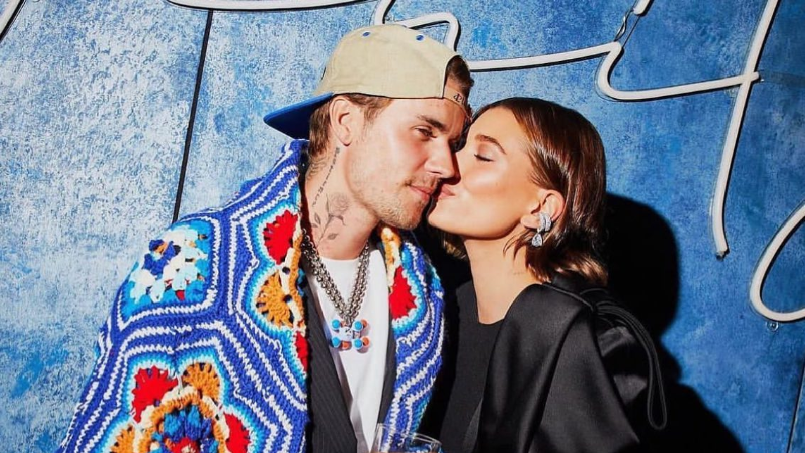 Justin Bieber And Hailey Biebers Adorable Pics 