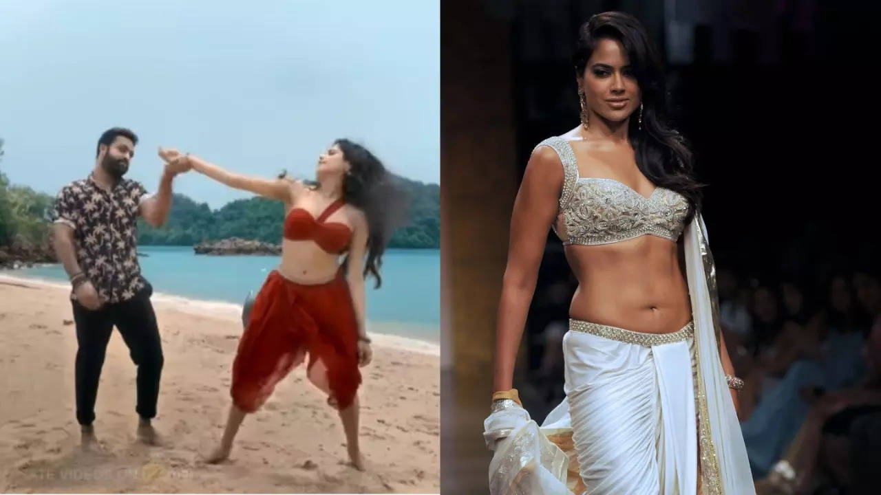 sameera reddy  