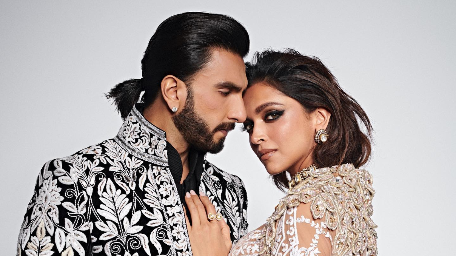 Ranveer Singh Proposed Deepika Padukone Privately In 2015