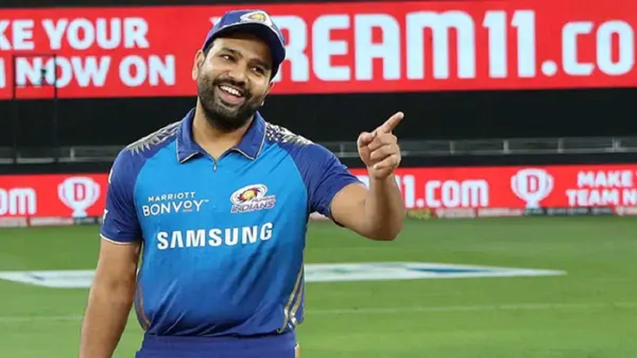 Rohit Sharma joins RCB as captain