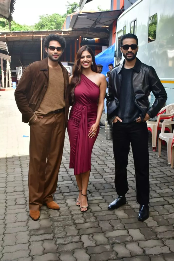 Siddhant Chaturvedi Malavika Mohanan And Raghav Juyal 