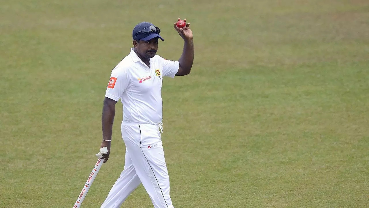 Rangana Herath 9