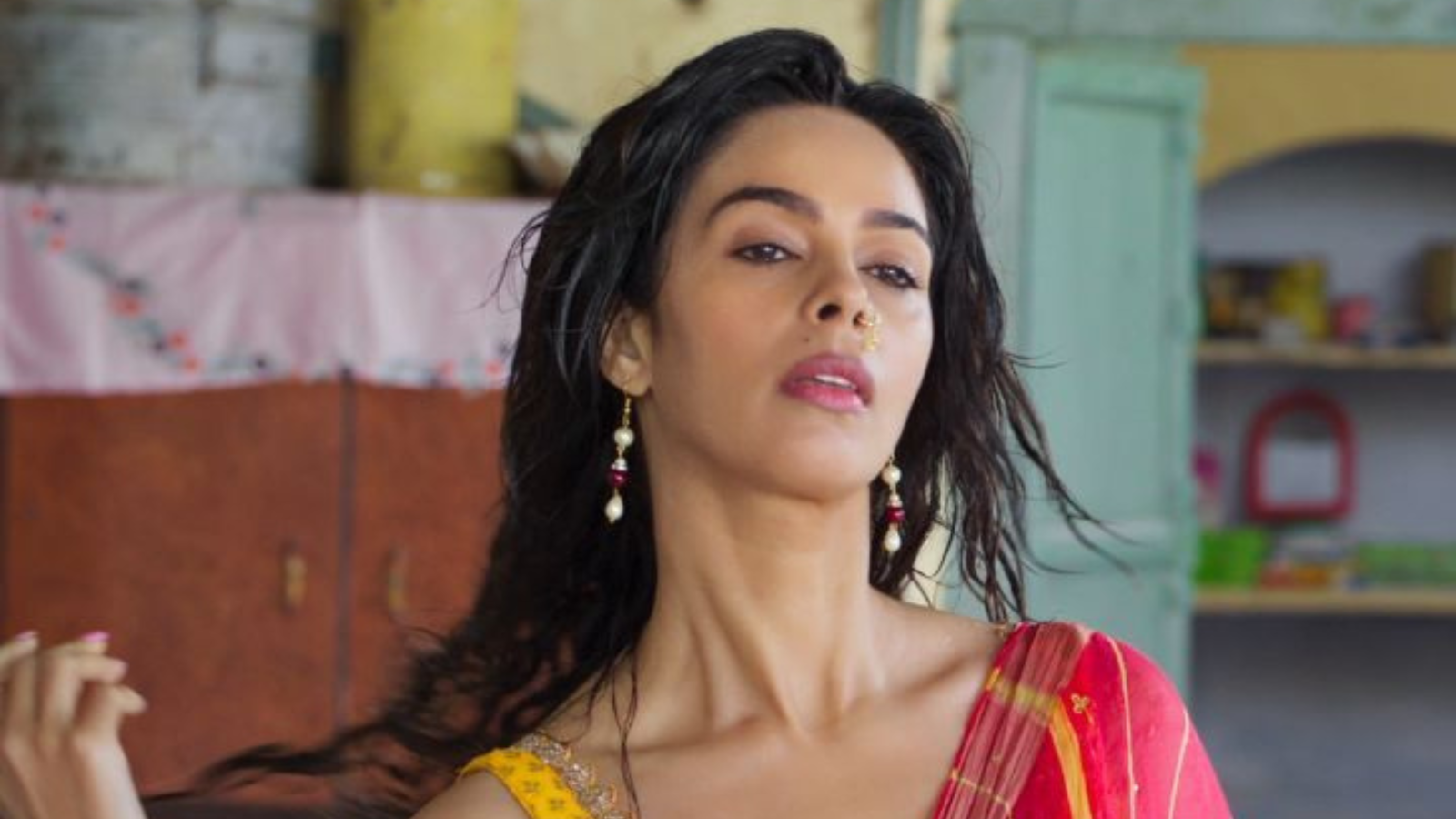  Mallika Sherawat  