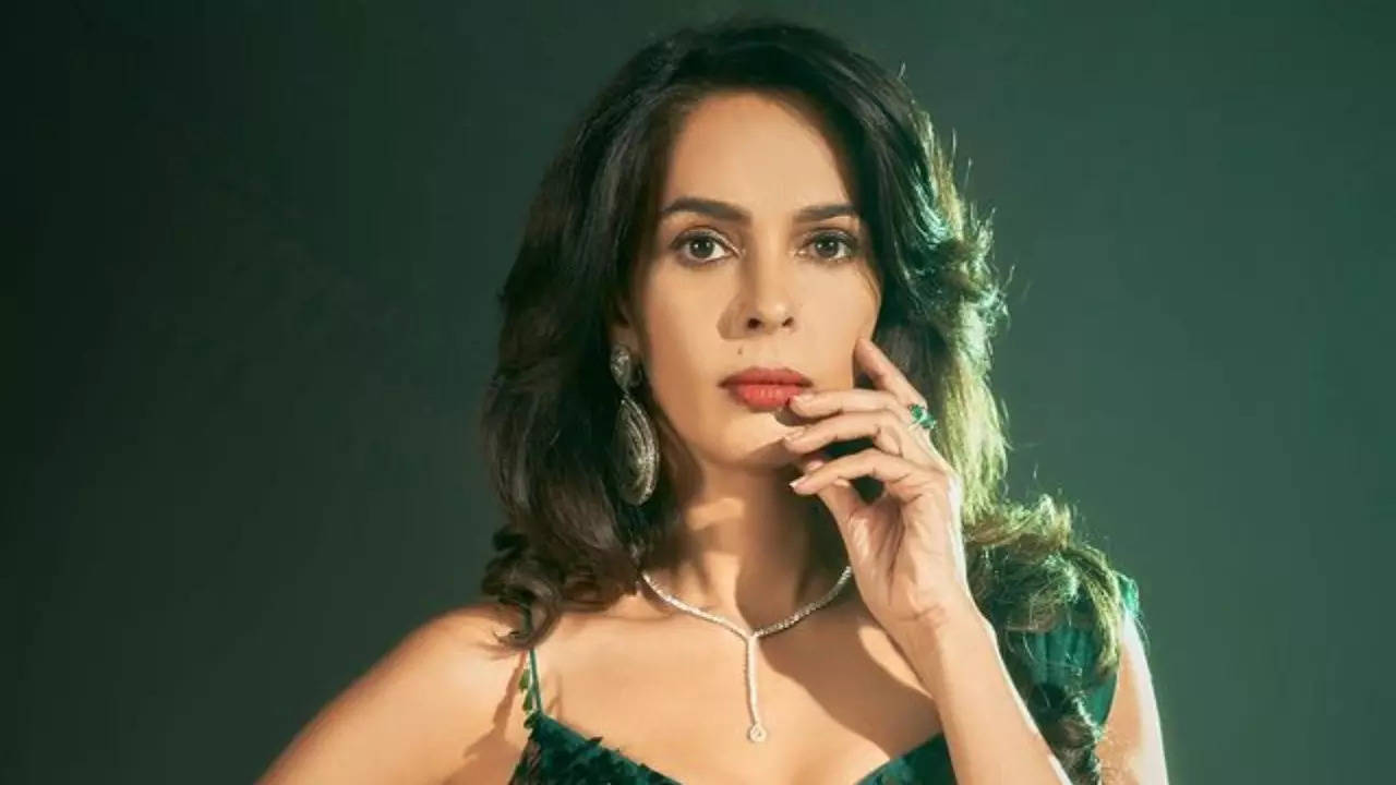 Mallika Sherawat