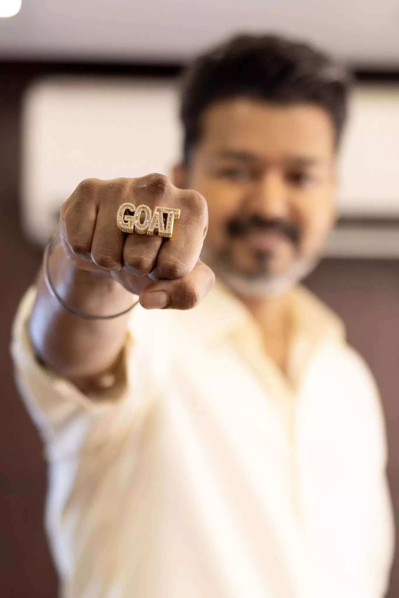 விஜய்யின் பதில் 