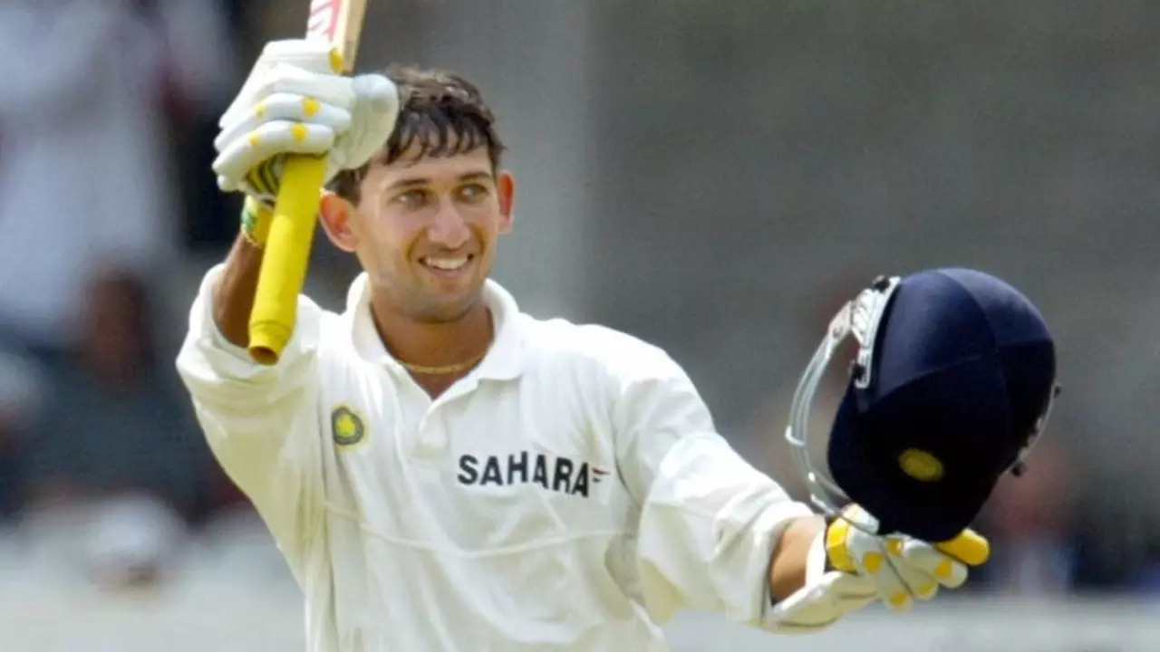 strongAjit Agarkar strong