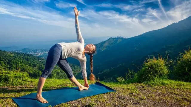 Trikonasana