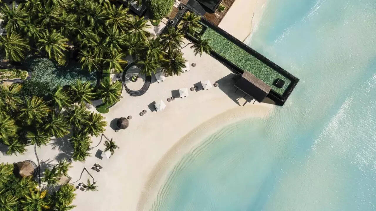 OneMOnly Reethi Rah Resort