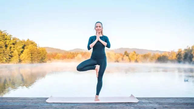 Vrikshasana