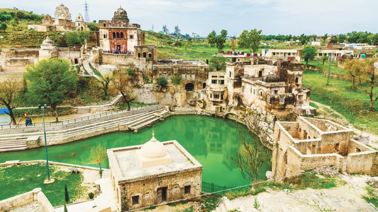 कटसराज मंदिर