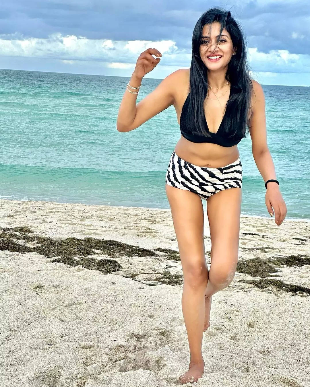 Vimala Raman bikini bold photos 