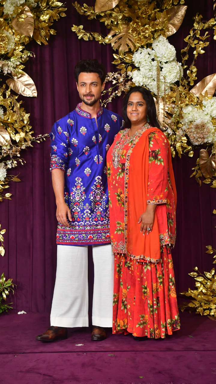 Aayush Sharma And Arpita Khan Make An Entry Together 