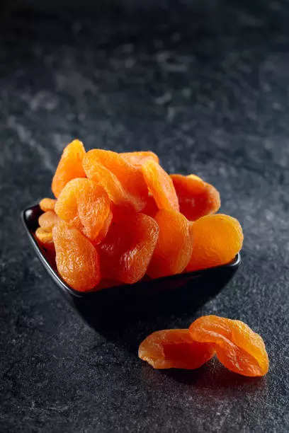  உலர்ந்த apricots