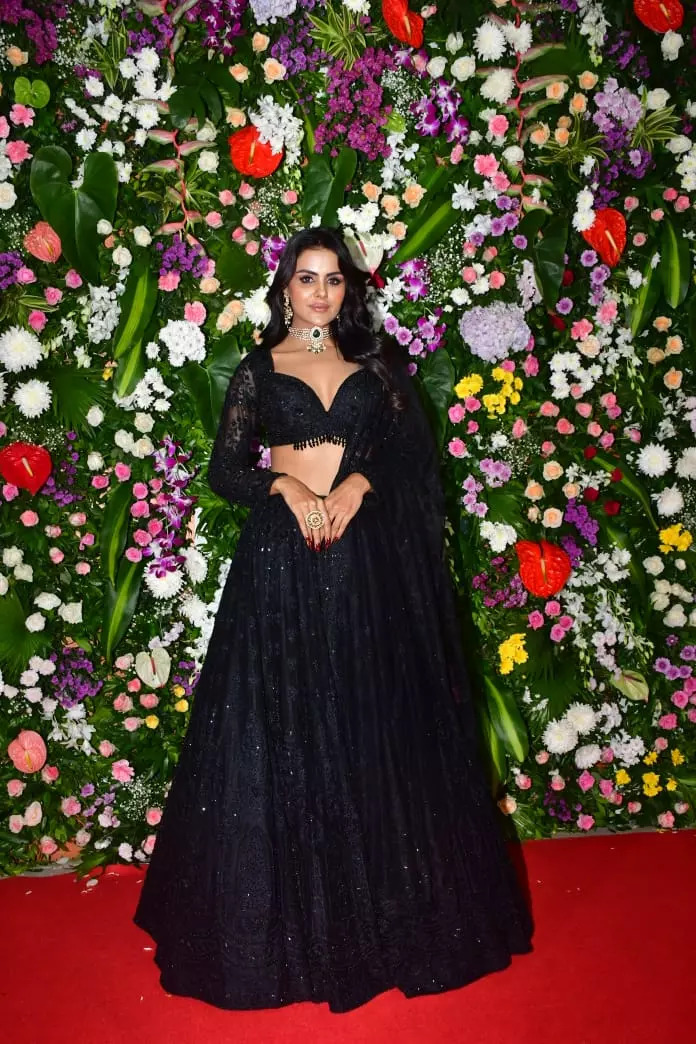 Priyanka Chahar Choudharys Black Lehenga Stole The Show