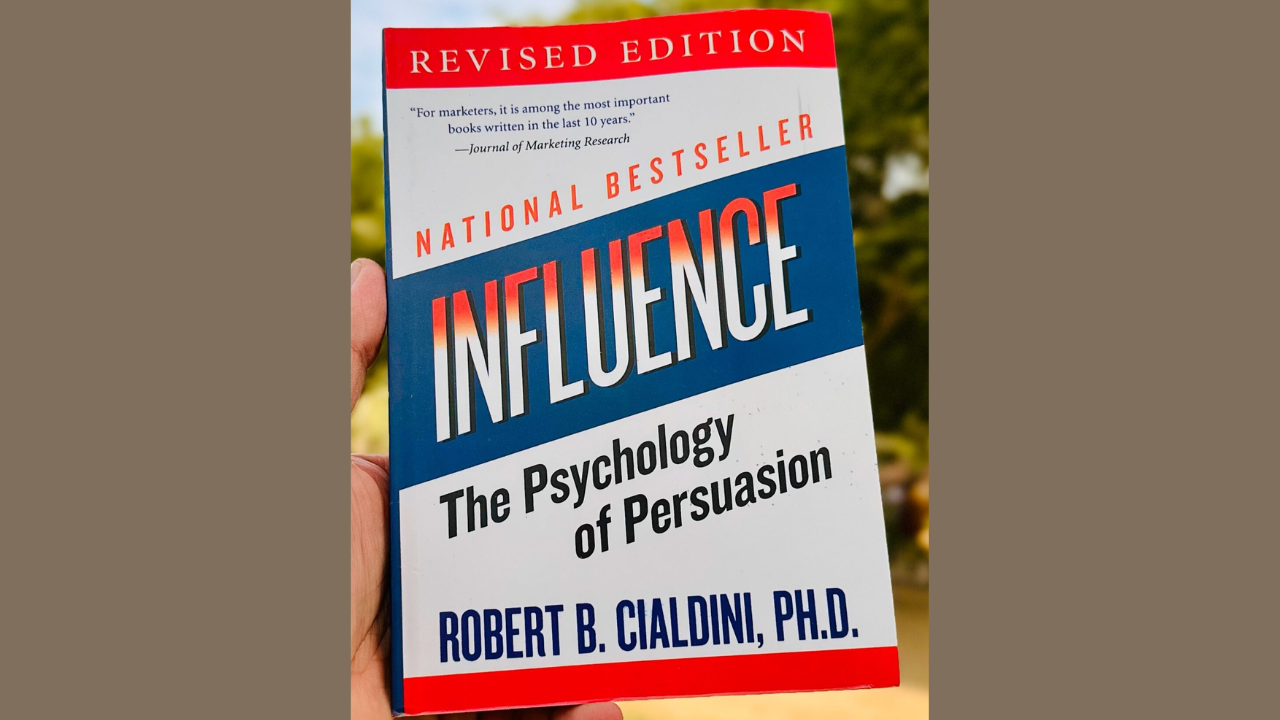 Influence The Psychology of Persuasion by Robert B Cialdini