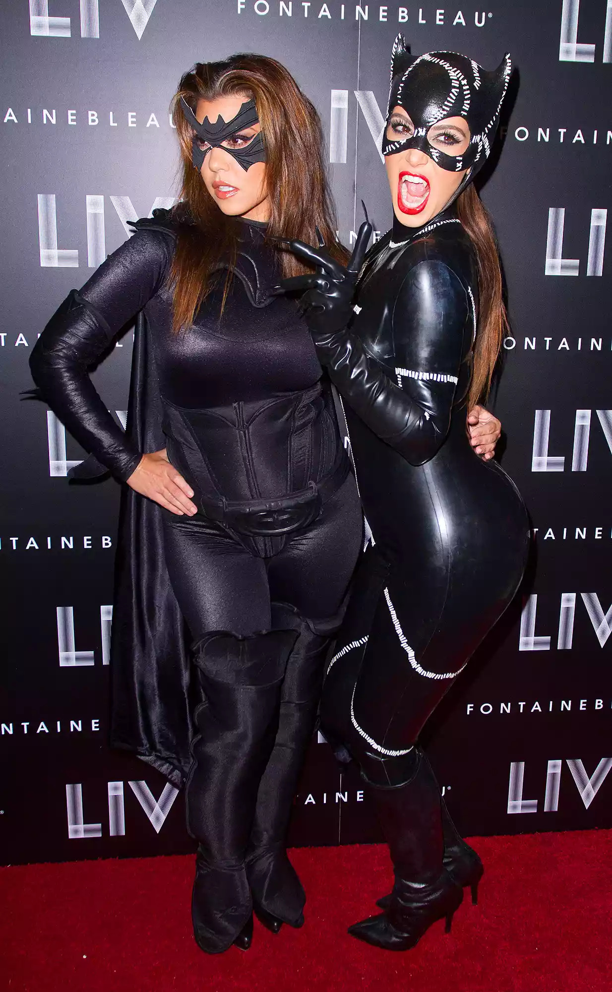 Kourtney And Kim Kardashian 