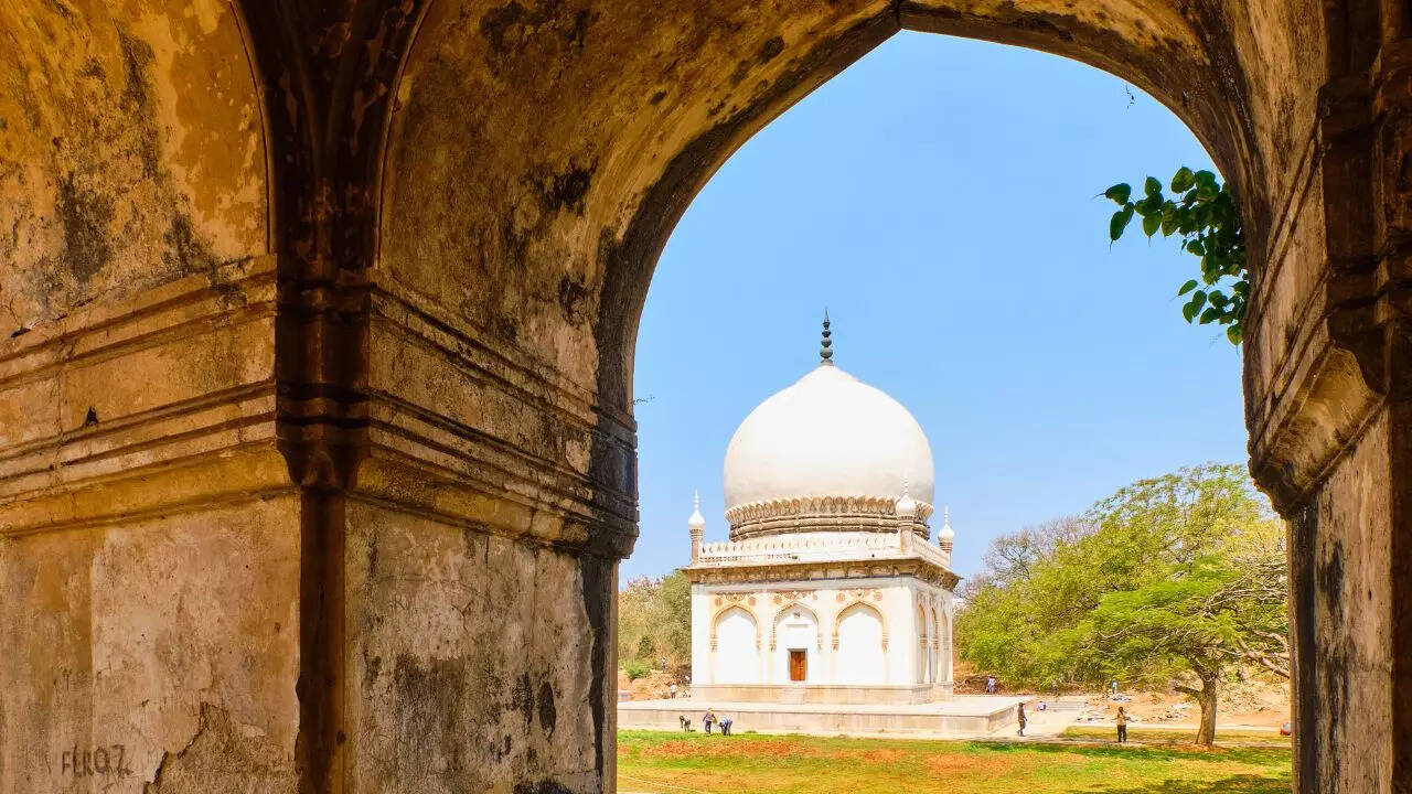 Qutub Shahi Tombs Credit Canva