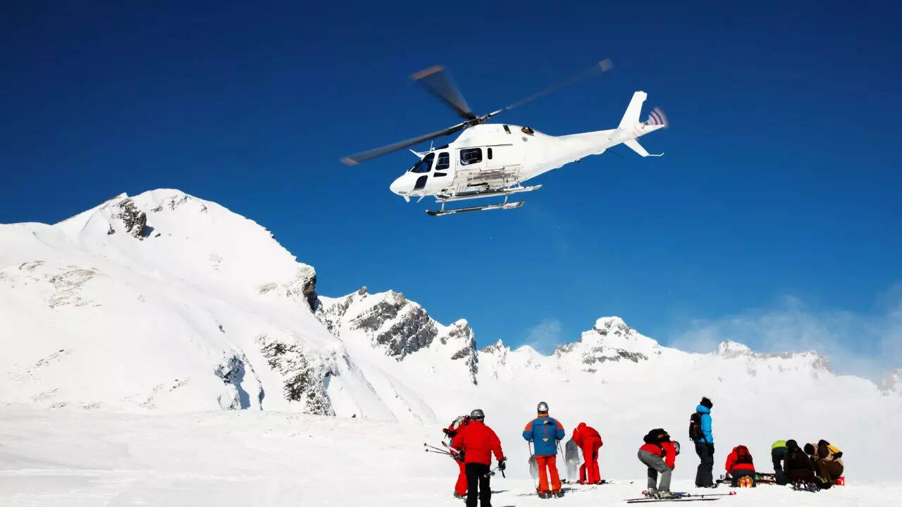 Heli Skiing Credit Canva
