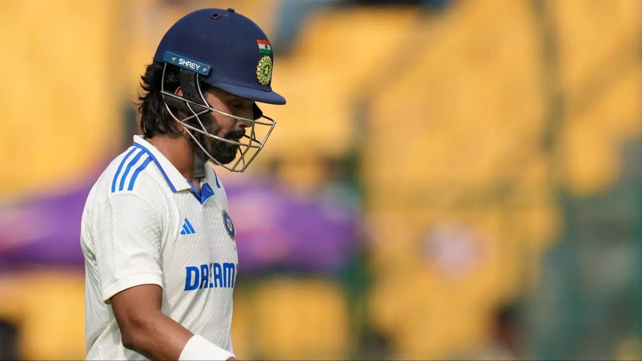 Theres No Need To Panic Ex-IND Stars No-nonsense Message To Kl Rahul Ahead Of Pune Test Ignites Selection Headache