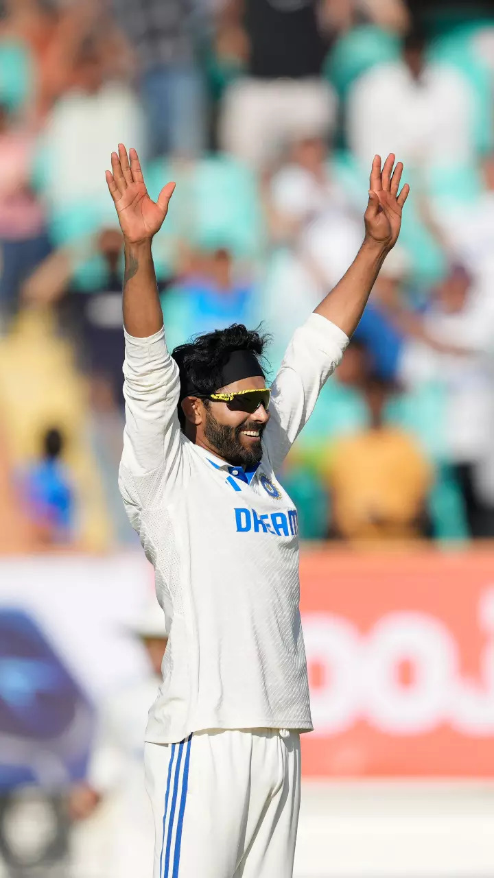 4 Ravindra Jadeja