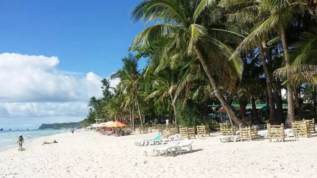 Kakolem Beach Tiger Beach