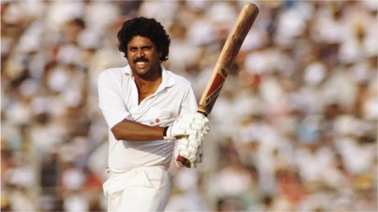 strong5 Kapil Devstrong