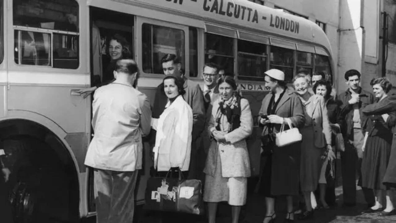 The bus took 50 days to travel from London to Calcutta The bus took 50 days to travel from London to Calcutta