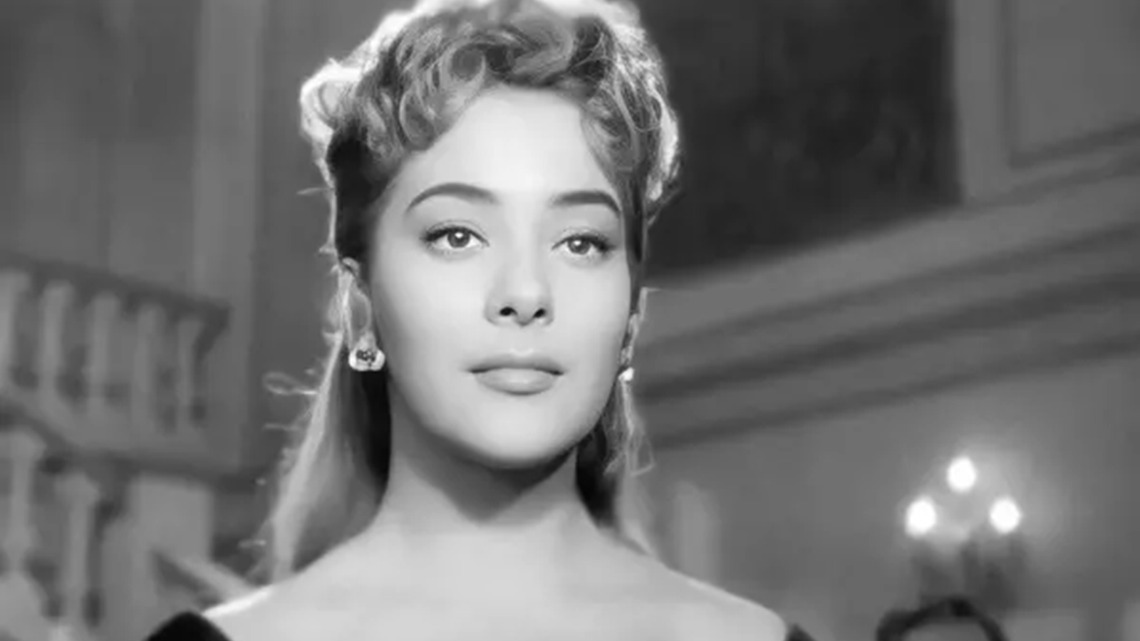 Mexican Film Legend Silvia Pinal Dies At 93 | Times Now