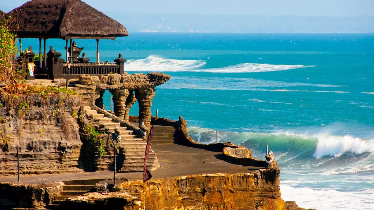 Tanah Lot Temple