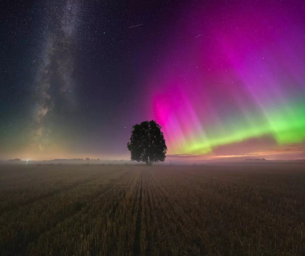 When the Aurora Meets the Milky Way Janis Palulis