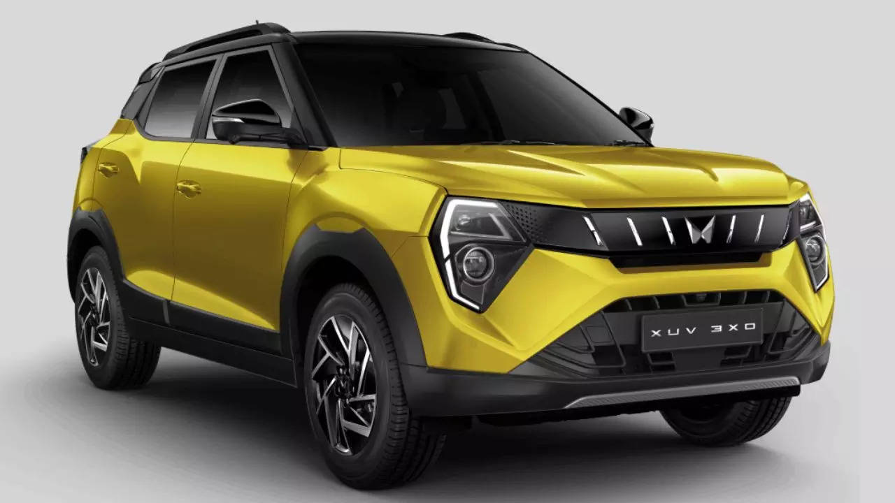 Mahindra XUV 3XO MX1 12 Petrol కారు స్పెసిఫికేషన్స్ ఇవే