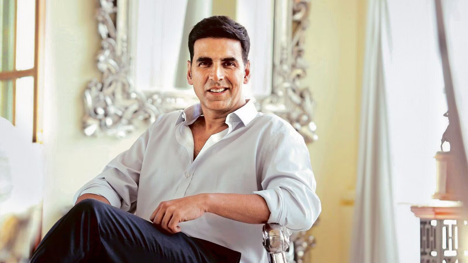 Akshay Kumar  