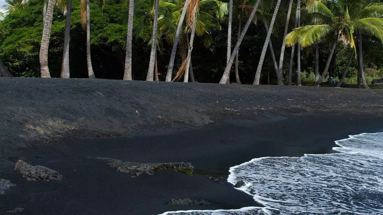 Punaluau Beach Hawaii Credit Canva